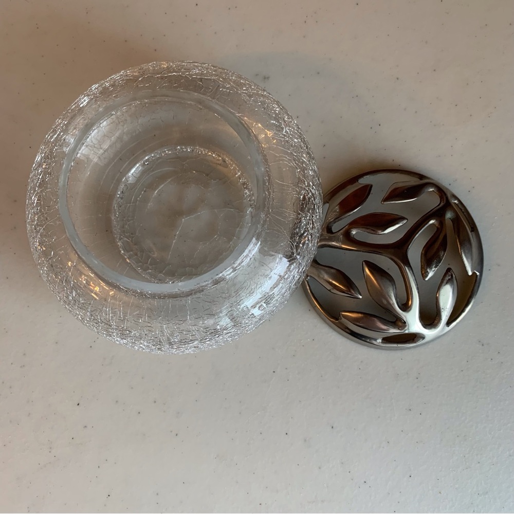 Vintage Pier 1 Clear Crackle Glass Bowl Vase With  Silver Tone Pewter Lid - Picture 4 of 8